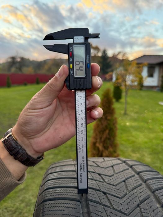 Cauciucuri de iarnă 275/45 R20