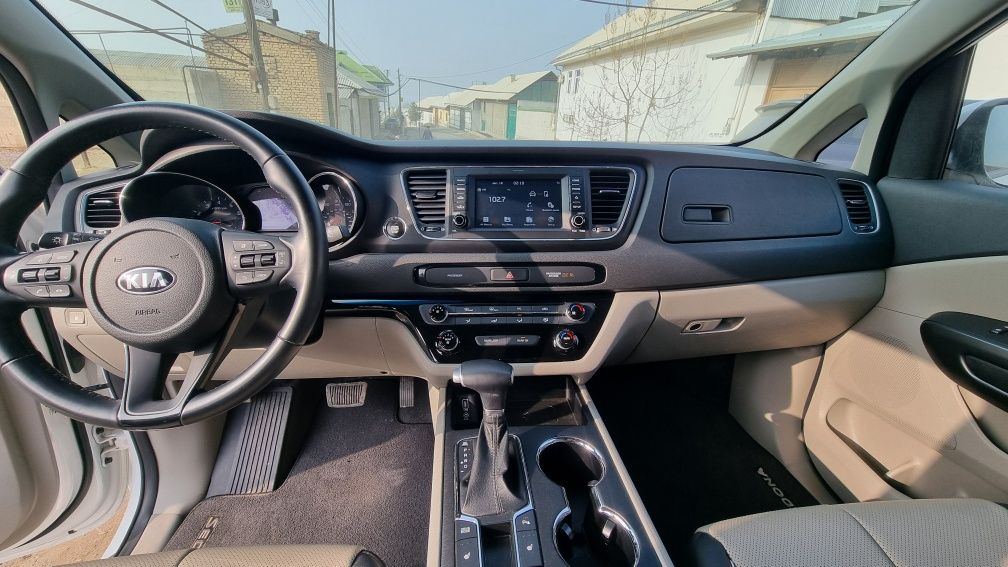 Кия Карнивал/Седона KIA CARNIVAL 3.3 BENZIN