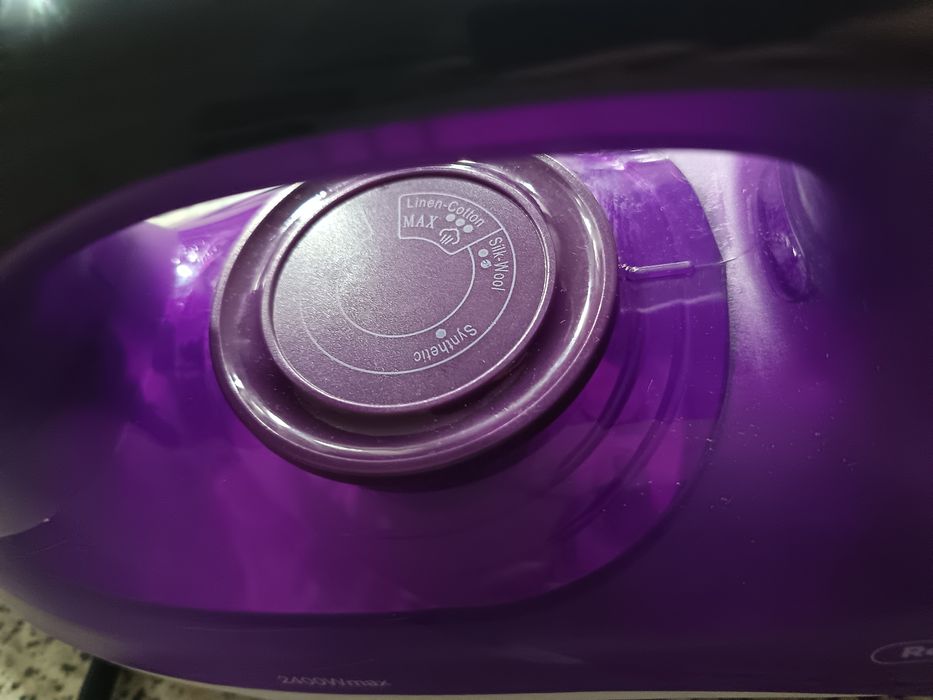 Mașina de călcat Rosberg