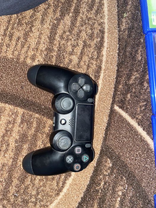 Ps4.в хорошем состояние.