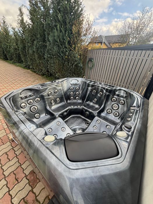 Jaccuzi Platinium Spa Hot Tub piscină ciubăr