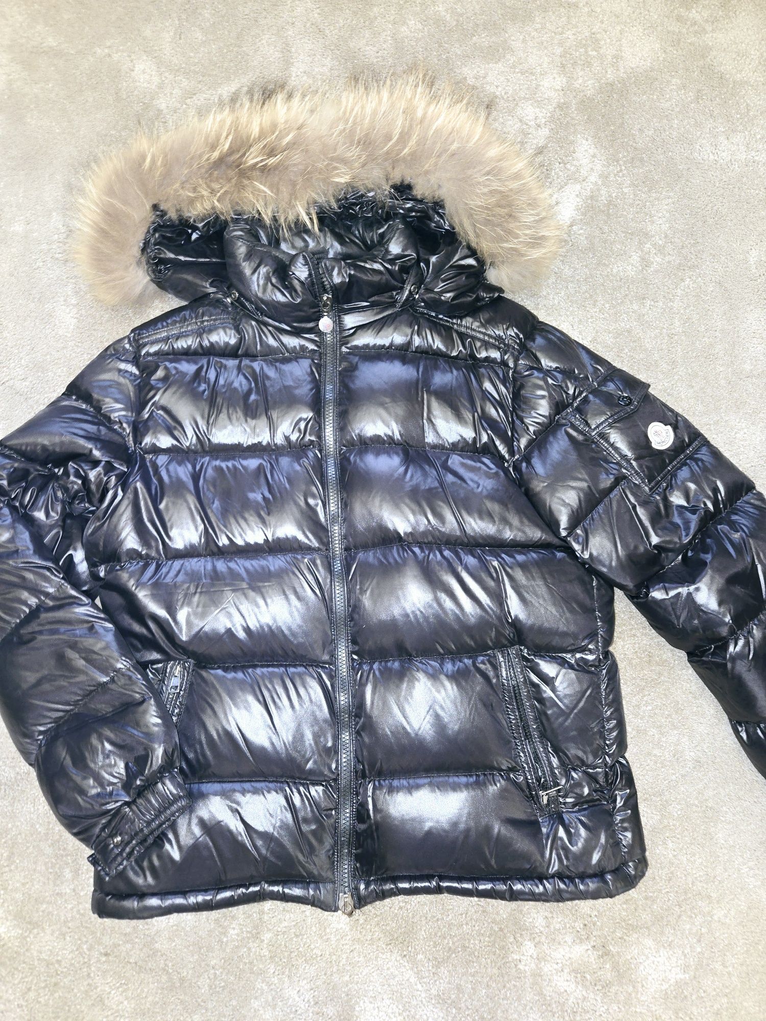 Мъжко яке MONCLER с естествен пух