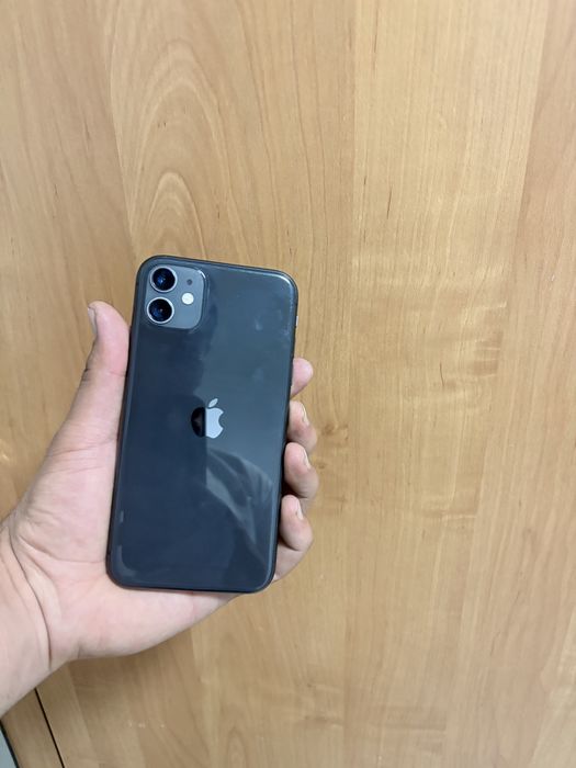 Продам айфон 11
