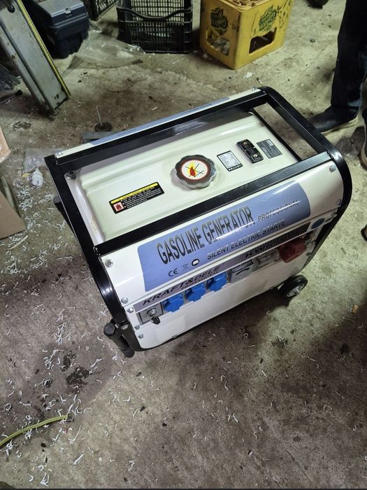 Vand generator trifazat