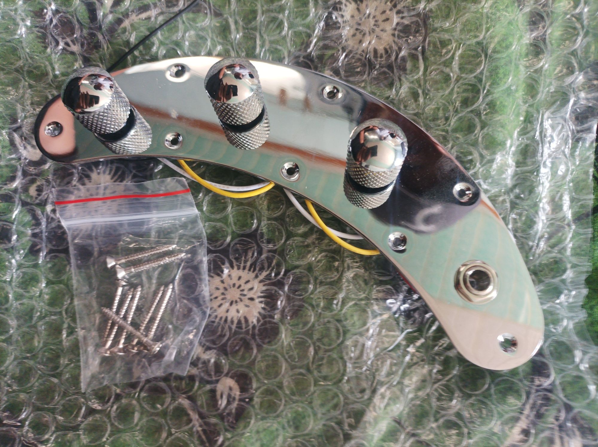 Bass gitara ehtiyot qismi