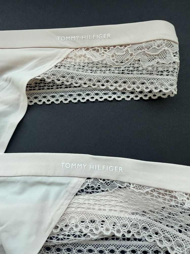 Комплект нежни прашки с дантела Tommy Hilfiger /S/