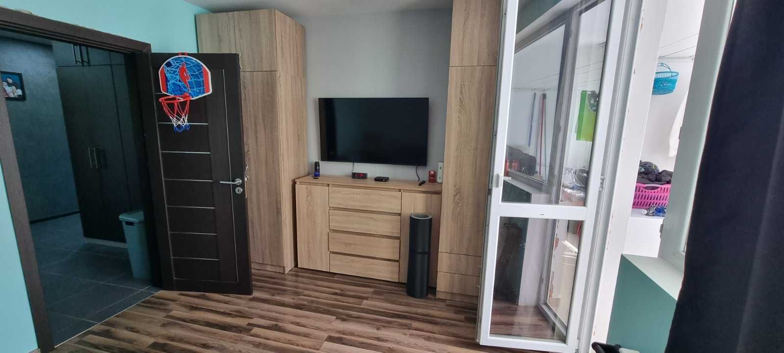 1276 - Тристаен тухлен апартамент в кв. Бели Лом!