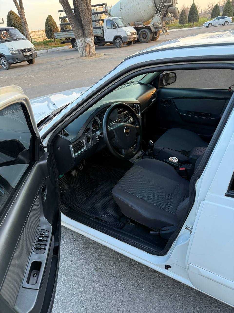 Nexia 2, 1.6 DOHC - $5,700 Faqat naxt