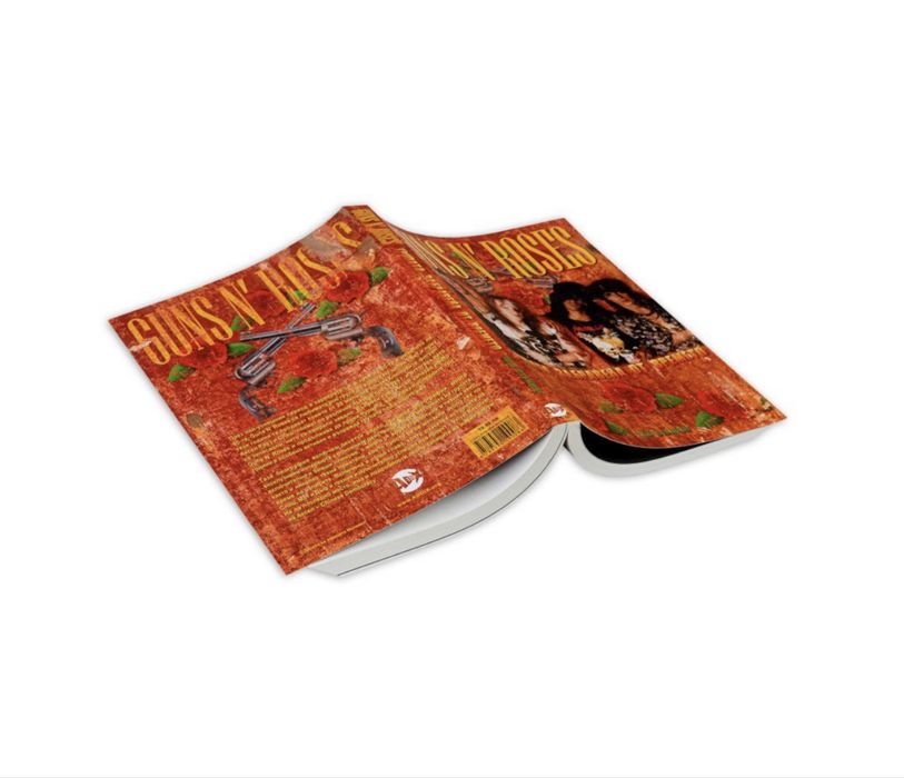 Книга Guns N’ Roses групата забравена от времето -Пол Стенинг