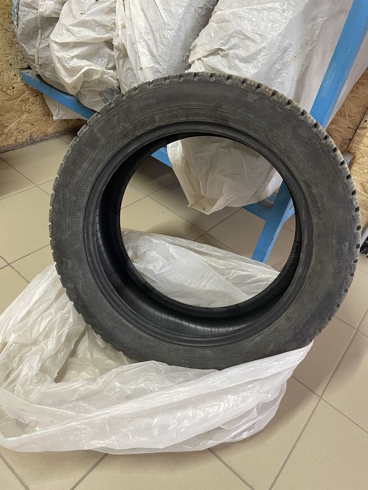 Продам новую зимнюю резину Nokian Hakkapeliita 10p suv 215/55 R18