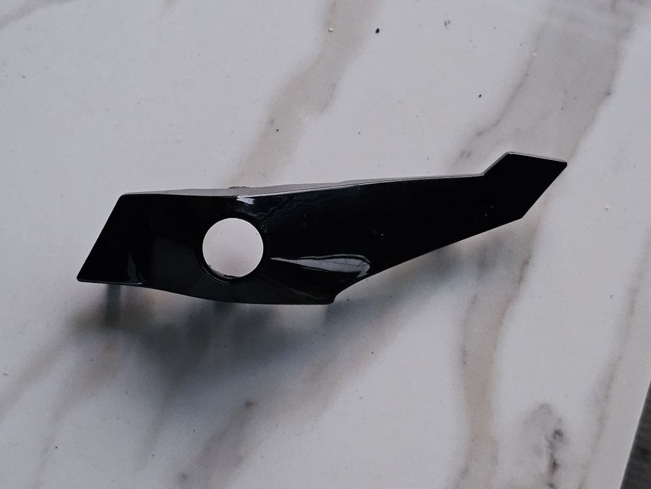 Заглушка решетки радиатора sonata dn8 sport