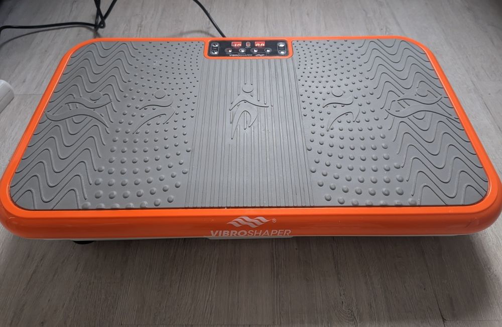 Aparat fitness Vibroshaper