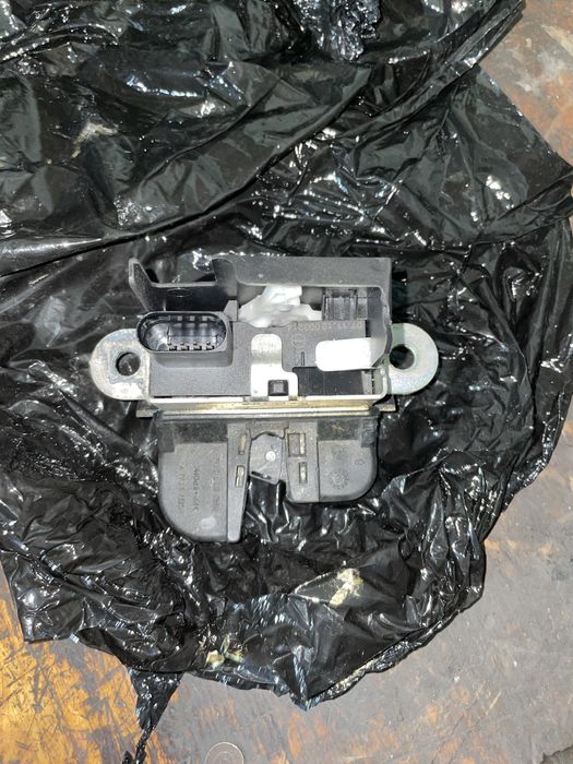 Vand inchizatoare haon