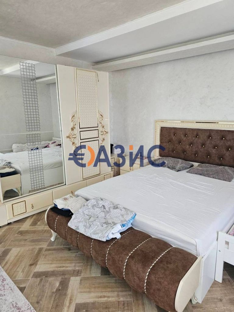 Продава се Къща в с. Гълъбец, Област Бургас - 236 кв.м за 839 €/кв.м - Снимка #9