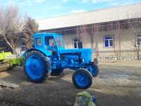Traktor T40 1990