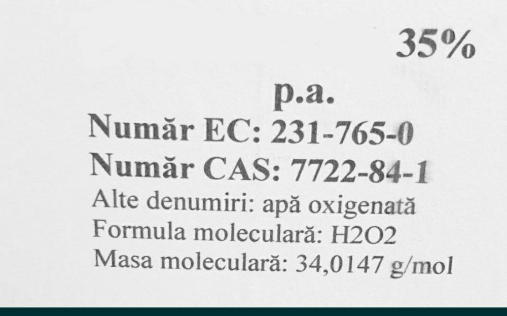 Apa oxigenata 35%