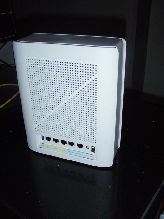 Router mesh wifi 7 Asus ZenWifi BQ16 B2500 quad band