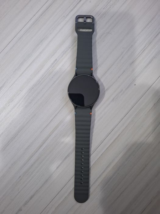 Vând Smartwatch Samsung Watch 7 44 mm