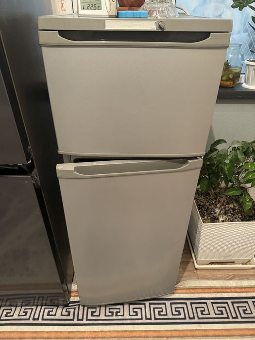 Холодильник Бирюса