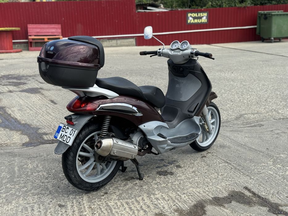 Piaggio Beverly 200