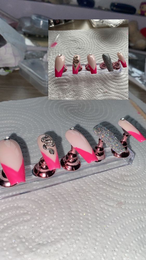 Press on nails/Изкуствени нокти