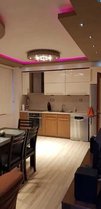 Продава се Тристаен апартамент в София, Западен парк - 84 кв.м за 2322 €/кв.м - Снимка #1