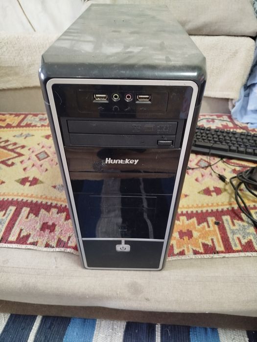 Продам компьютер полный комплект.