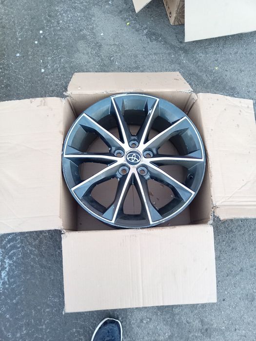 Диск и резинка по 4 штук