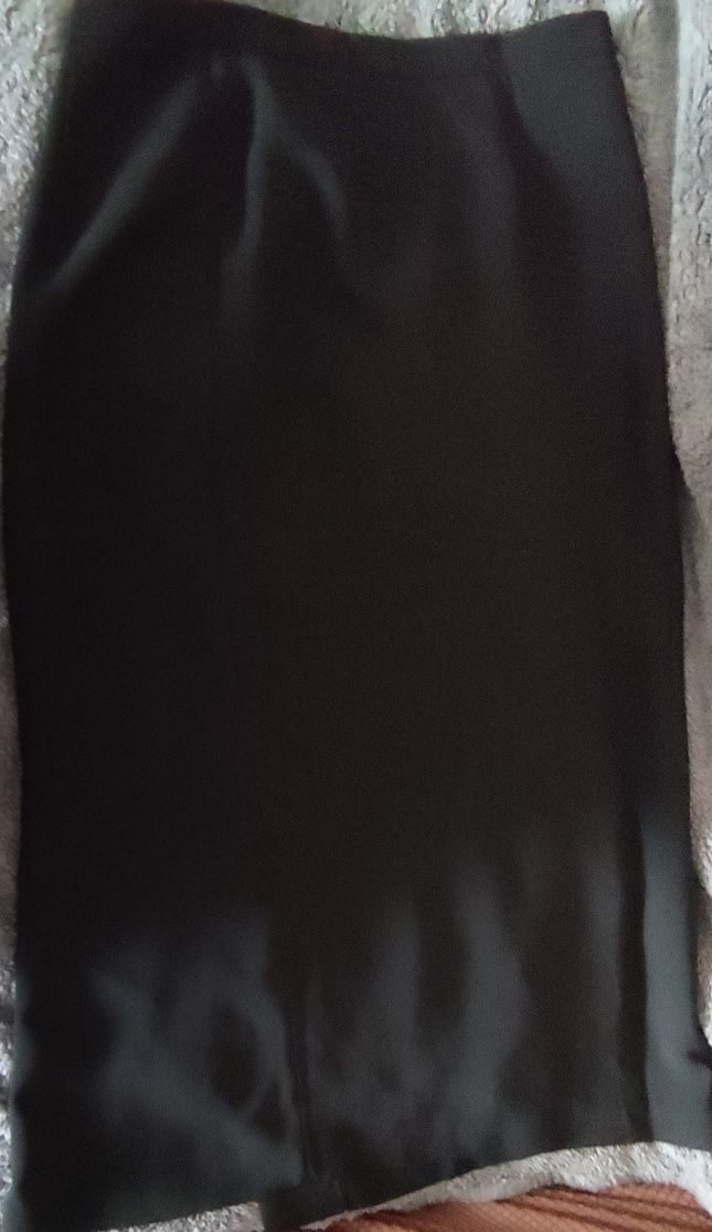 Costum de dama din 2 piese, marimea 44 (L-XL), negru