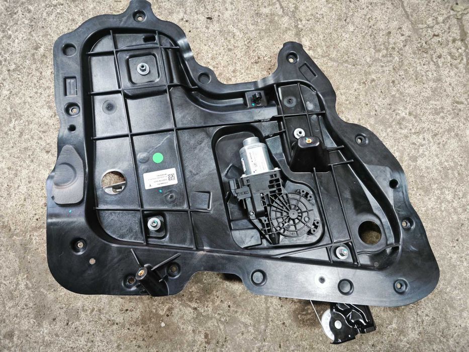 Стъклоповдигачи TESLA MODEL 3 механизъм моторче стъклоповдигач Тесла