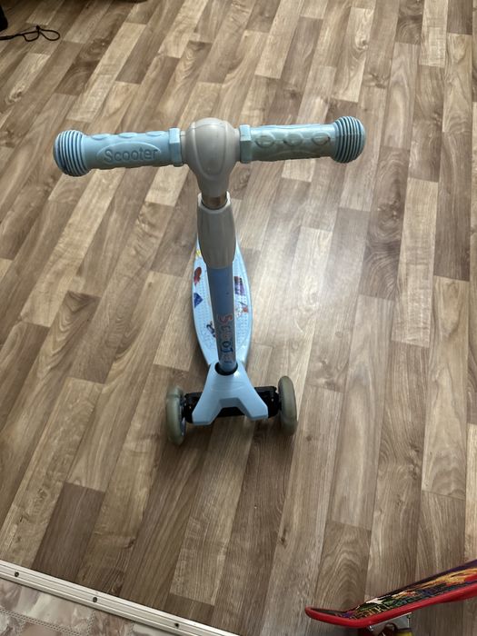 Продам детский самокат