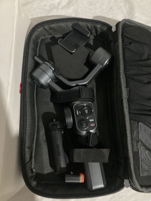 Stabilizator pentru telefoane mobile