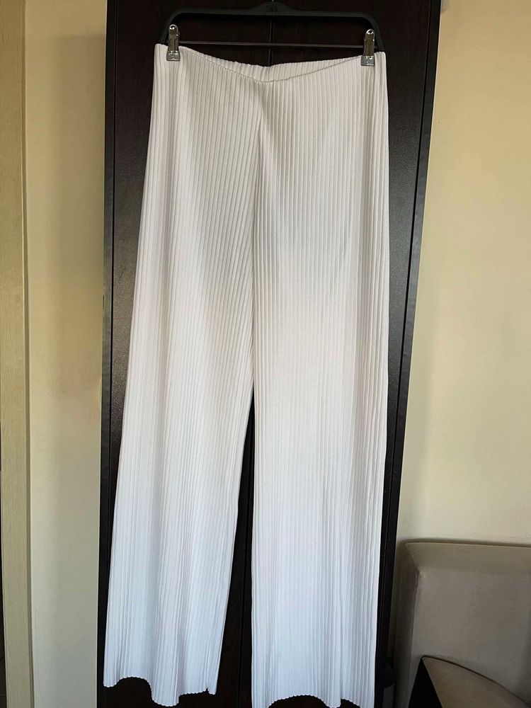 Дамски бял панталон Zara