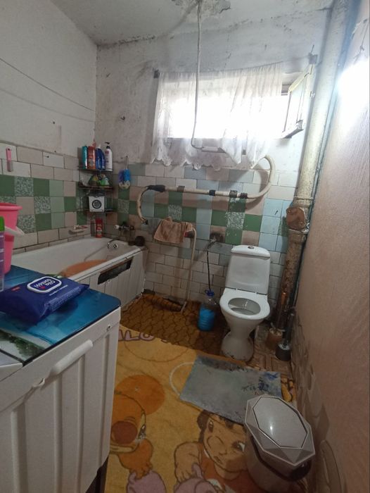 Продается двухкомнатная квартира возле Бектимирского Ровд