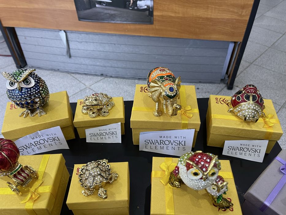 Сувенири Swarovski