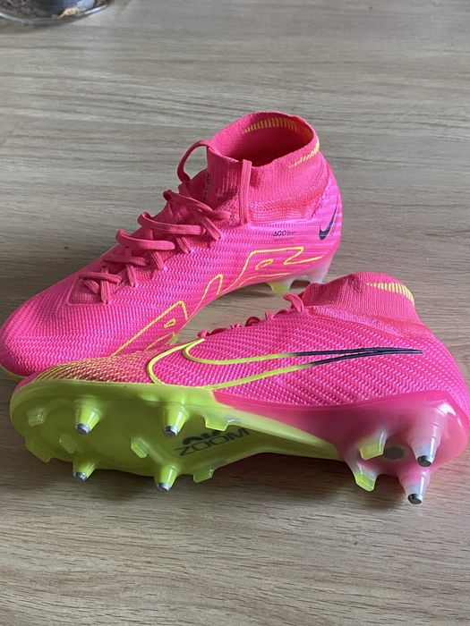 Nike mercurial zoom