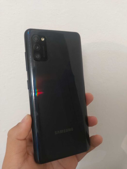 Самсунг а41 срочно