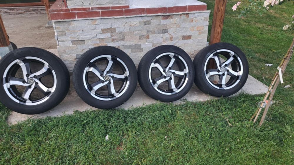 Джанти с гуми  17-ки 5х120 за BMW