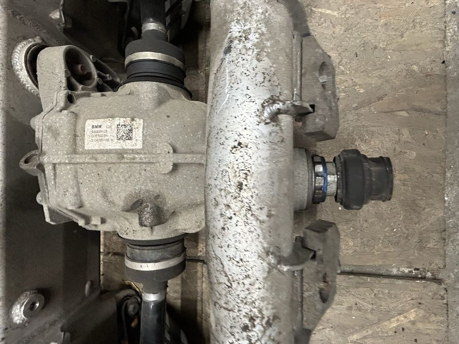 Grup spate / duferential Bmw G30 G31 lci Hybrid
