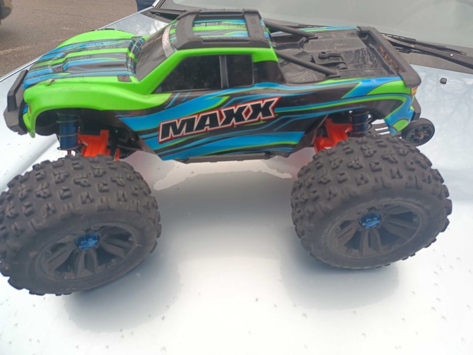 Traxxas Maxx V2 4S TSM VXL,-  Wide Maxx !