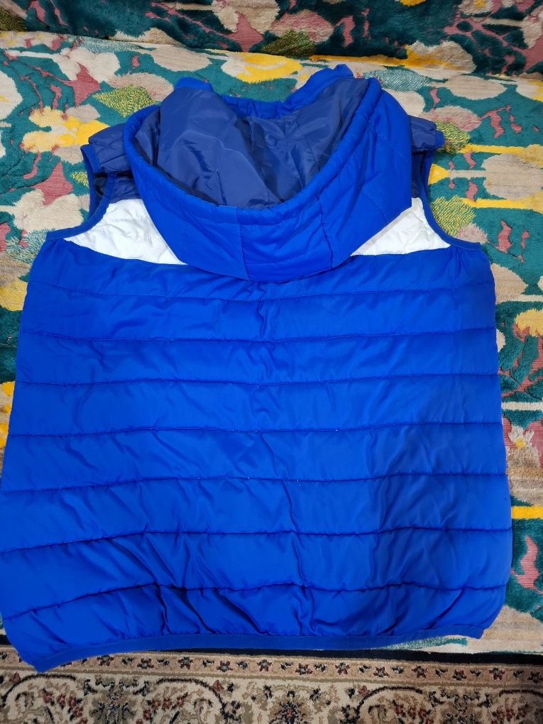 Vesta albastra cu dunga albă, XL