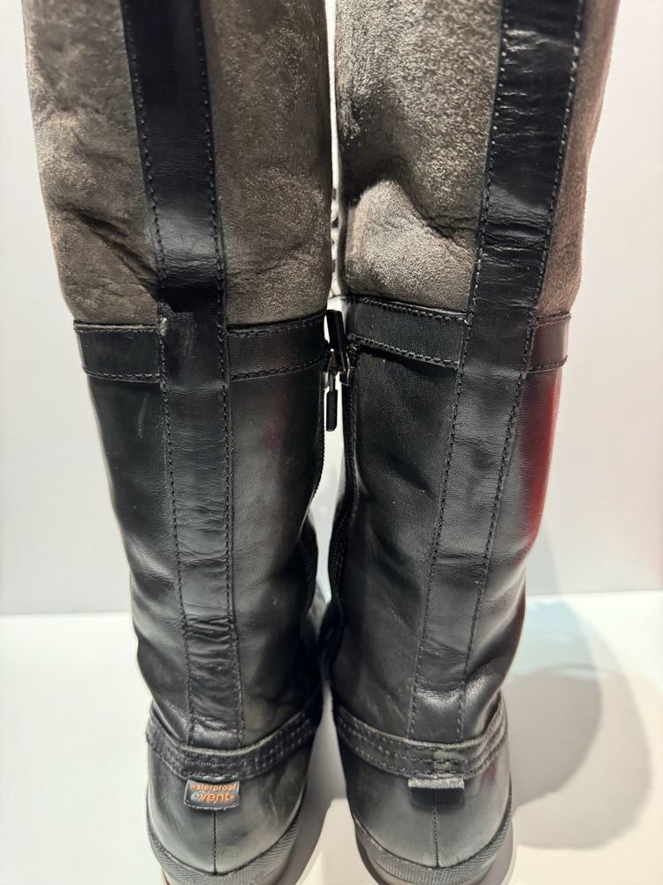 Ботуши UGG.Номер 40,стелка 26см