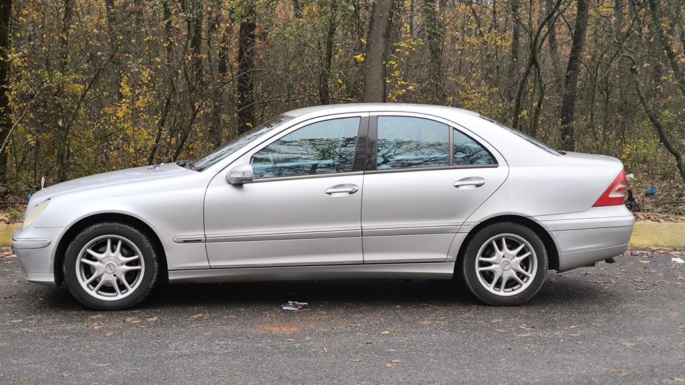 Vând Mercede W203 1.8 Kompresor