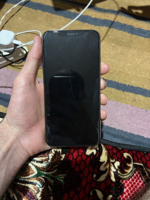Iphone 11 pro max 64 talik