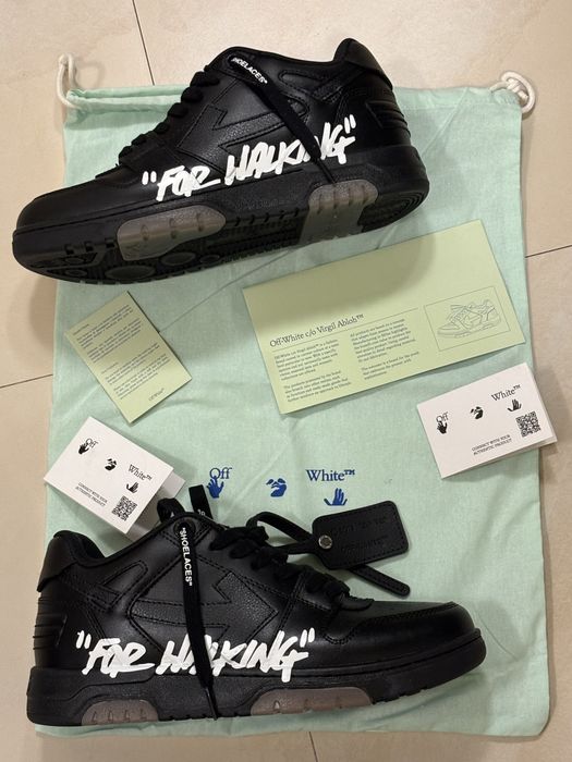 Off white „ For Walking “
