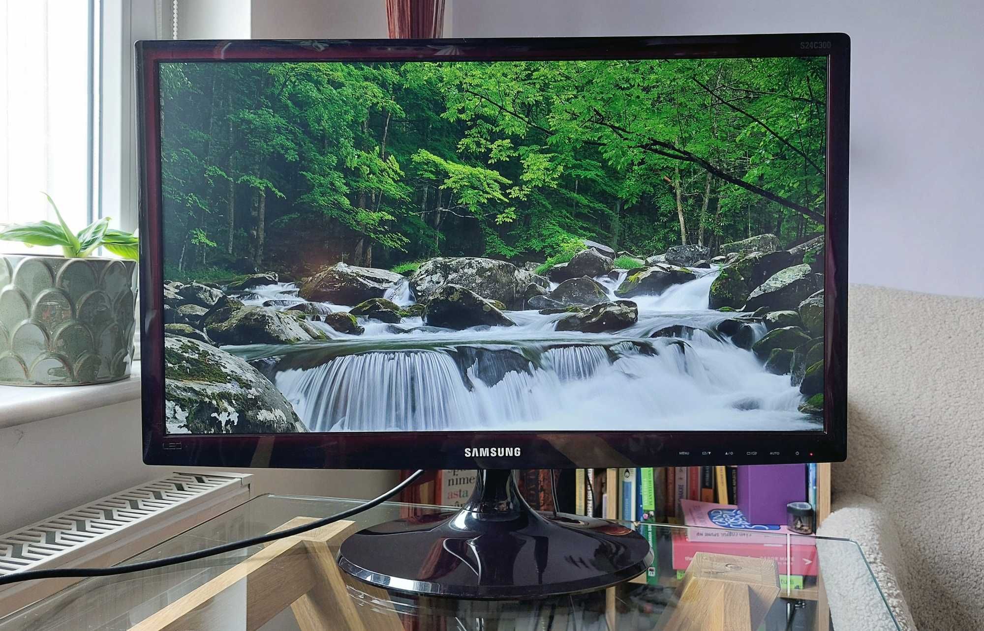 Monitor Samsung LED 24" S24C300B