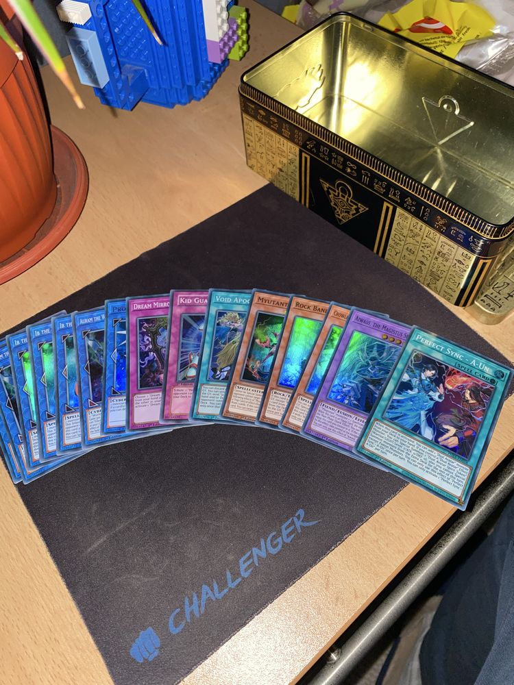 Yu Gi Oh Колекция от карти