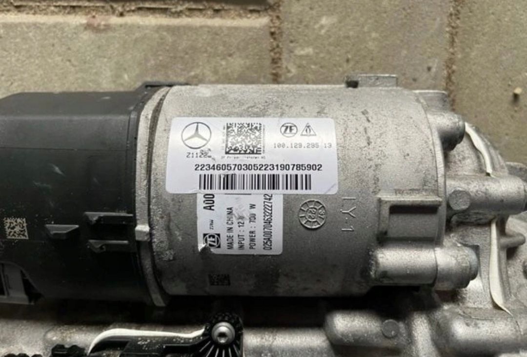 Caseta de direcție punte spate pt Mercedes S-Class W223 cod 2234605703