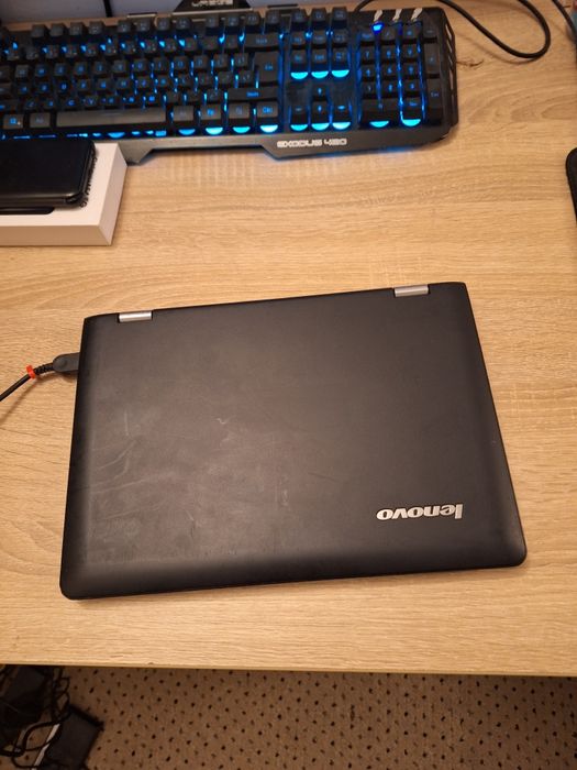 Laptop Lenovo Yoga 300 , 11.6" , 4 GB , HDD 500 GB