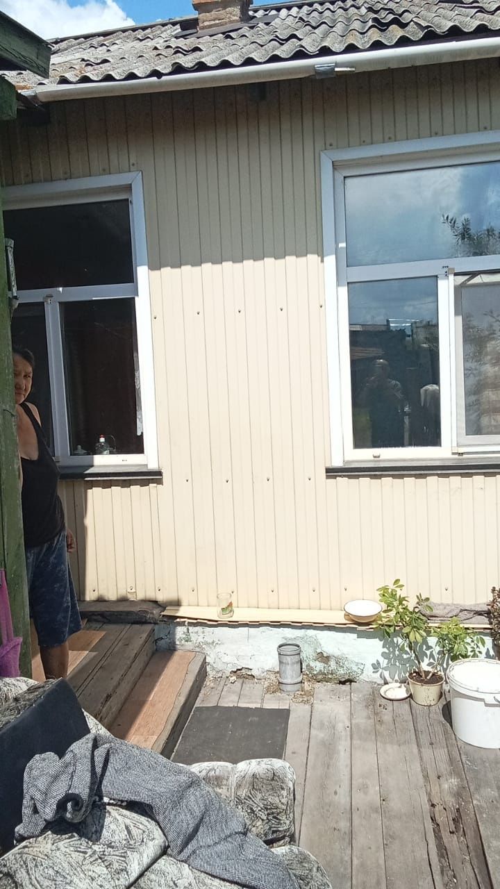 Продам дом барачного типа р бензастроя